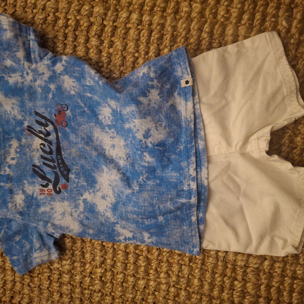Blue Lucky Brand Tie-Dye T-Shirt and Lucky Brand White Shorts Set